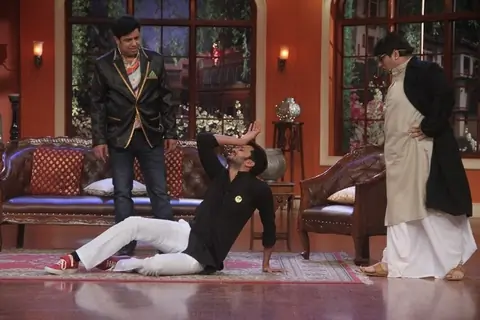Riteish Deshmukh performs in the gig, 'Villain Dikhla Jaa'