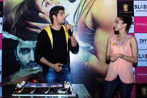 Sidharth Malhotra and Shraddha Kapoor at the Promotions of Ek Villain at Viviana Mall, Thane