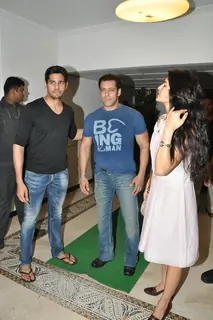 Sidharth Malhotra,Salman Khan and Jacqueline Fernandes at 'Ek Villain' success bash