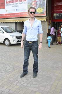 Alex O Neil was spotted at the promotion of Lekar Hum Deewana Dil