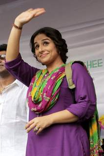 Vidya Balan Promotes Bobby Jasoos in Kolkatta