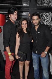 Shashank Vyas and Munisha Khatwani wih Vivian Dsena at his Birthday Party