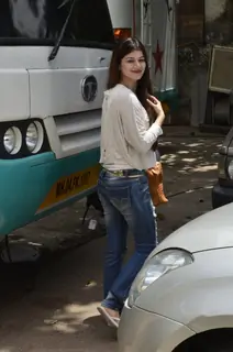 Kainaat Arora on the sets of Jhalak Dikhala Jaa