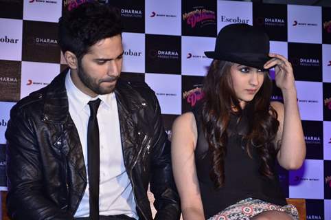 Varun Dhawan and Alia Bhatt promotes Humpty Sharma Ki Dulhania at Escobar