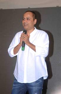 Vipul Shah addresses the audience