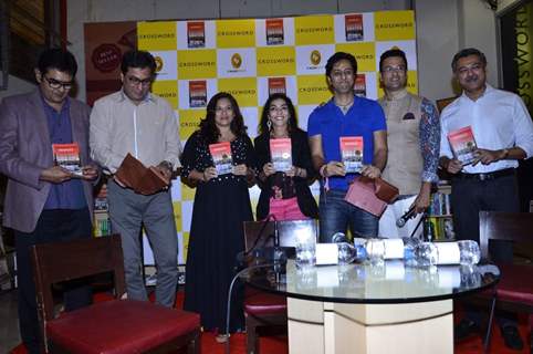 Celebs support 'Manhattan Mango' book launch