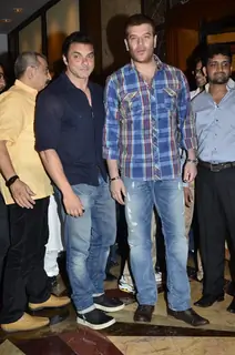 Sohail Khan and Aditya Pancholi at  Baba Siddiqie's Iftar Party