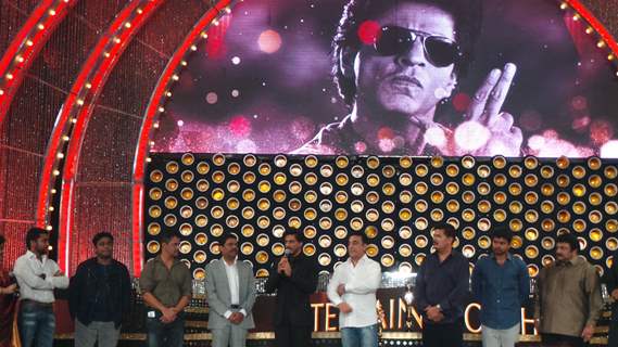 Shah Rukh Khan Delighted to Receive ENTERTAINER OF INDIAN CINEMA’ Award
