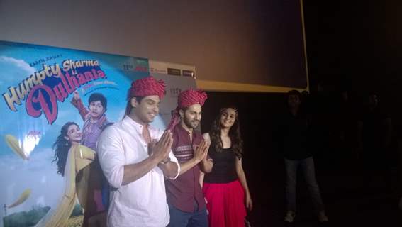 Varun Dhawan, Alia Bhatt and Sidharth Shukla promote Humpty Sharma Ki Dulhania in Jaipur