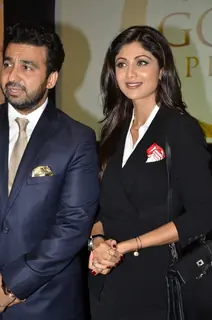 Shilpa Shetty and Raj Kundra at the Launch of Satyug Gold