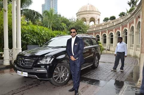 Raj Kundra poses to media at the Launch of Satyug Gold