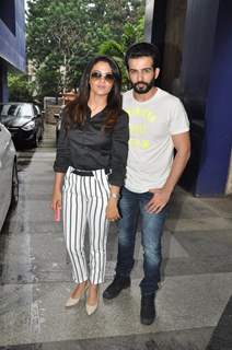 Jay Bhanushali and Surveen Chawla at the Promotion of Hate Story 2, at Radio Mirchi