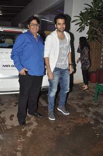 Jackky Bhagnani along with dad Vashu Bhagnani at the Screening of Lai Bhari