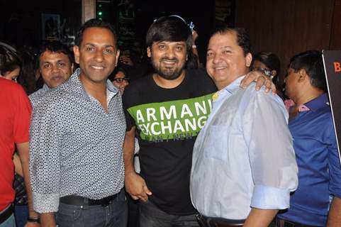 Wajid Ali poses along with friends at Ankit Tiwari's Live Concert