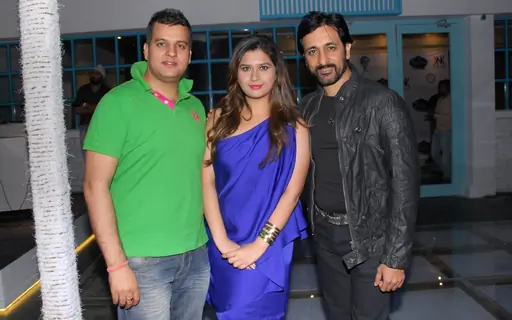Manali Jagtap with Sushil Kumar and Rajeev Paul