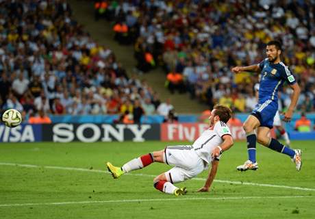 Players on field playing the FIFA Finale match