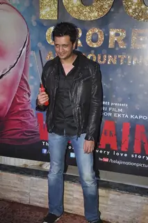 Riteish Deshmukh poses with a prop at the Success Bash of Ek Villain