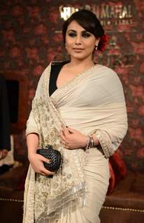 Rani Mukherjee dons a classic avatar at the Indian Couture Week