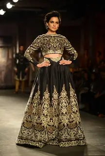 Kangana Ranaut walks the ramp for Anju Modi at the Indian Couture Week - Day 2