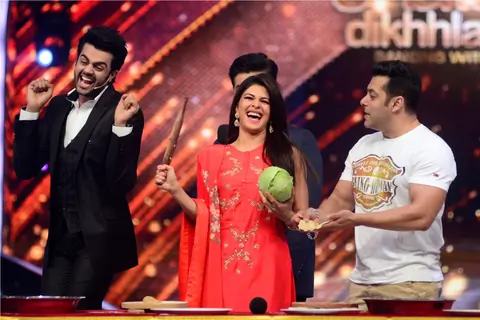 The team of Kick enjoy a roti making competition on Jhalak Dikhhla Jaa