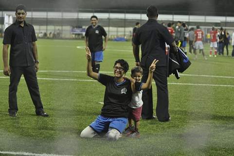 Kiran Rao poses with her son Azad at Charity Football Match