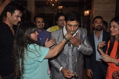 Dolly Bindra feeding Birthday Cake to Sangram