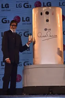 Amitabh Bachchan launches LG Mobile