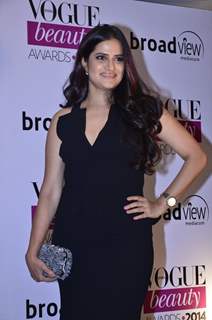 Sona Mohapatra was seen at Vogue Beauty Awards