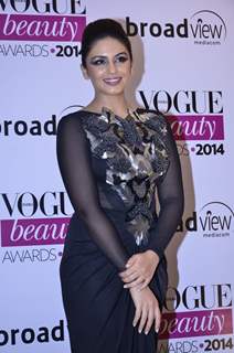 Huma Qureshi poses for the media at Vogue Beauty Awards