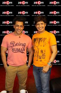 Salman Khan along with Omar Qureshi at zoOm studio