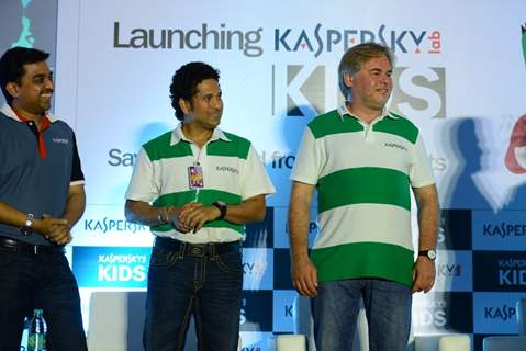 Sachin Tendulkar and Eugene Kaspersky at the launch of Kaspersky Kids Awareness Program