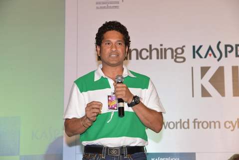 Sachin Tendulkar addressing the children at the Launch of Kaspersky Kids Awareness Program