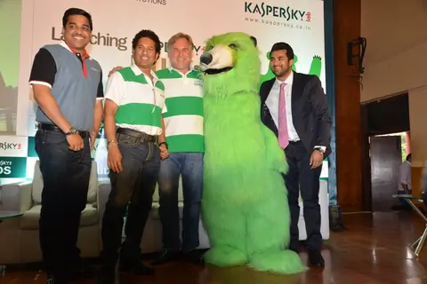 Sachin Tendulkar and Eugene Kaspersky pose with the Mascot