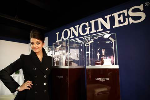 Aishwarya Rai Bachchan poses with the Watch Designs at the Opening Ceremony of Glasgow 2014