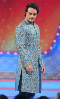 Angad Hasija Walking the Ramp at International Indian Achiever's Award 2014