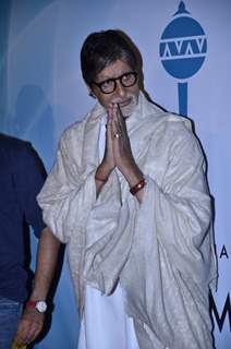 Amitabh Bachchan greets everyone at the launch of Shekhar Ravjiani's Hanuman Chalisa Album