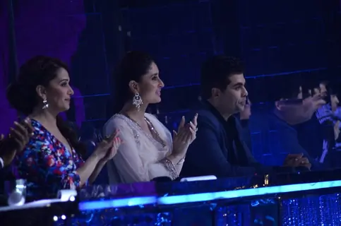 Kareena Kapoor enjoys a performance along with the judges on Jhalak Dikhla Jaa
