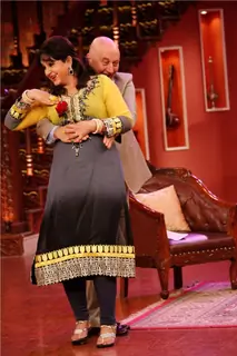 Anupam Kher performs with Buaji on Comedy Nights With Kapil