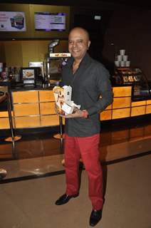 Naved Jaffrey was spotted enjoying popcorns at Roar Film Launch