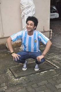 Raghav Juyal makes a funny pose for the camera at the 'Sonali Cable' Poster Shoot