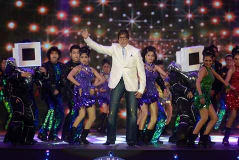 Amitabh Bachchan performing at the Grand Opening in Surat