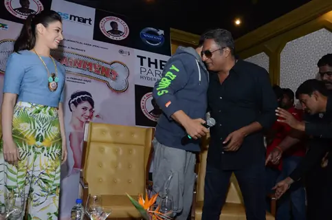 Akshay Kumar was seen hugging Prakash Raj at the promotion of Entertainment in South India