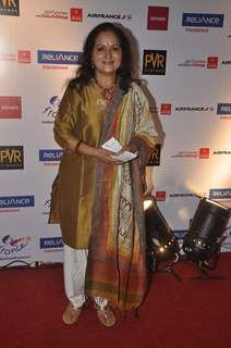 Himani Shivpuri at the Premiere of 100 Foot Journey hosted by Om Puri