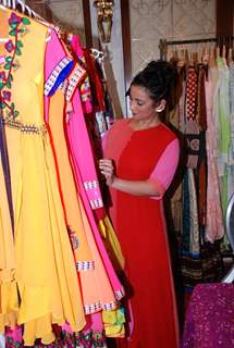 Divya Dutta checks out the collection at the Divalicious Exhibition