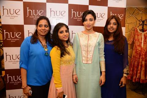 Amrita Puri poses with Ritika Mirchandani at Hue Store