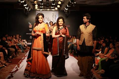 Richa Chadda and Nikhil Dwivedi walked with Archana Kochhar