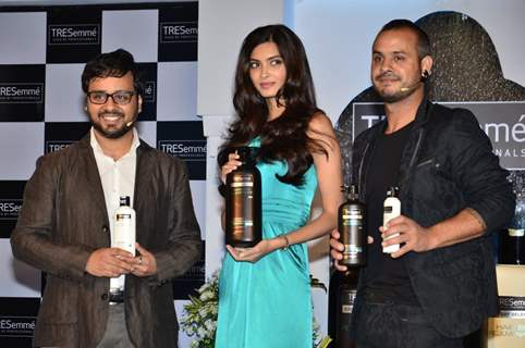 Diana Penty endorses Tresseme products