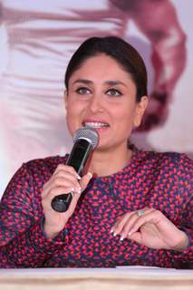 Kareena Kapoor addresses the media at the Press Conference of Singham Returns