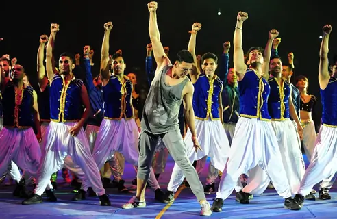 Akshay Kumar performs at the Launch of World kabaddi League in London