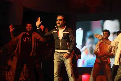 Emraan Hashmi performs at the Promotions of Raja Natwarlal